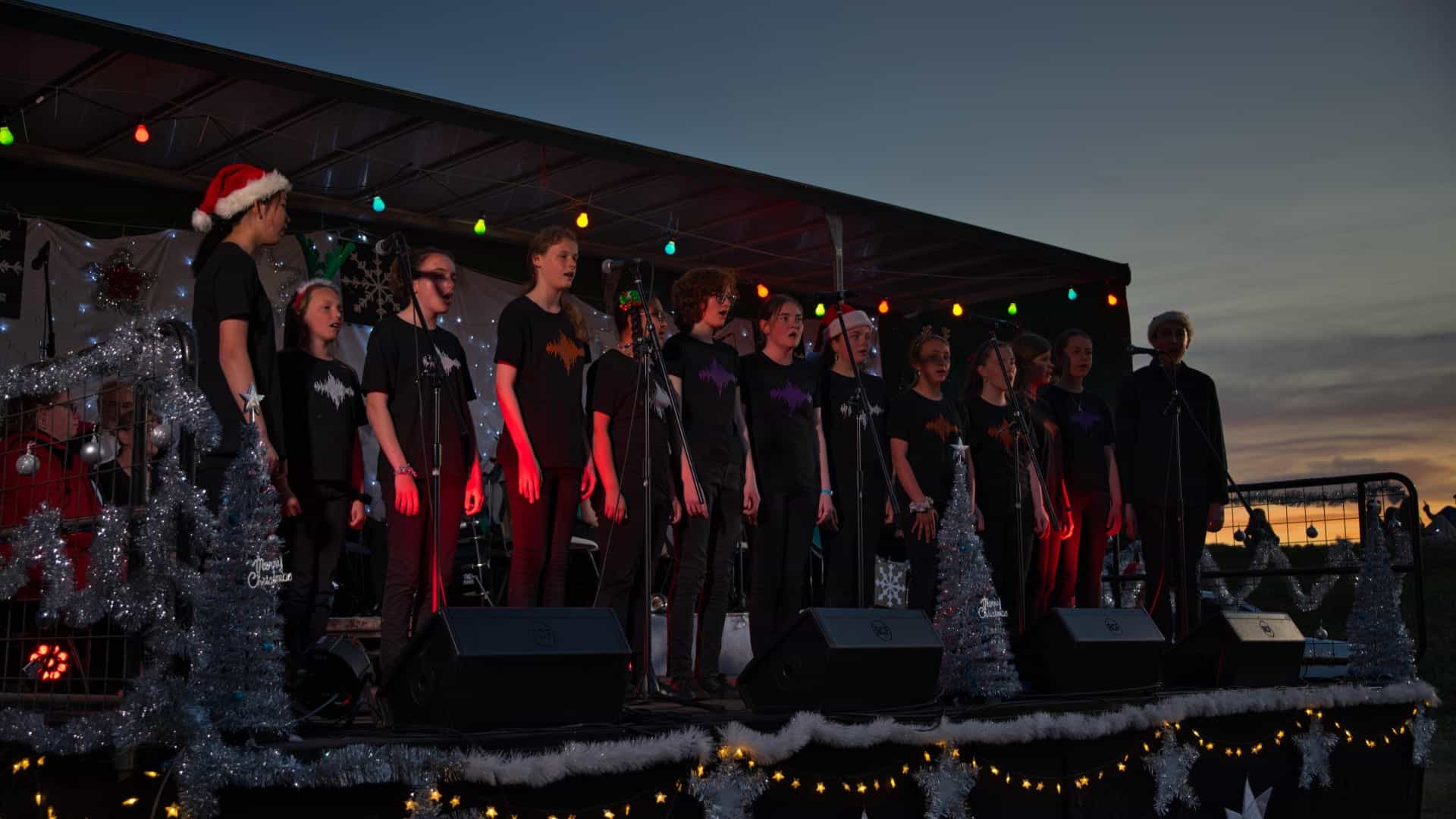 Devonport’s Carols by Candlelight 2023: A Festive Night of Song and Community Cheer